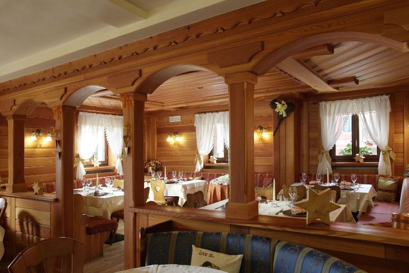 Cavallino Lovely Hotel Andalo Ngoại thất bức ảnh